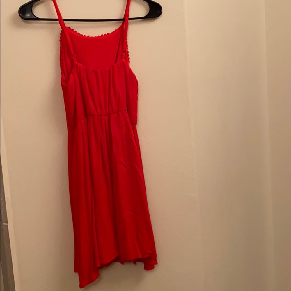 Red Dress ๐น - Picture 2 of 5